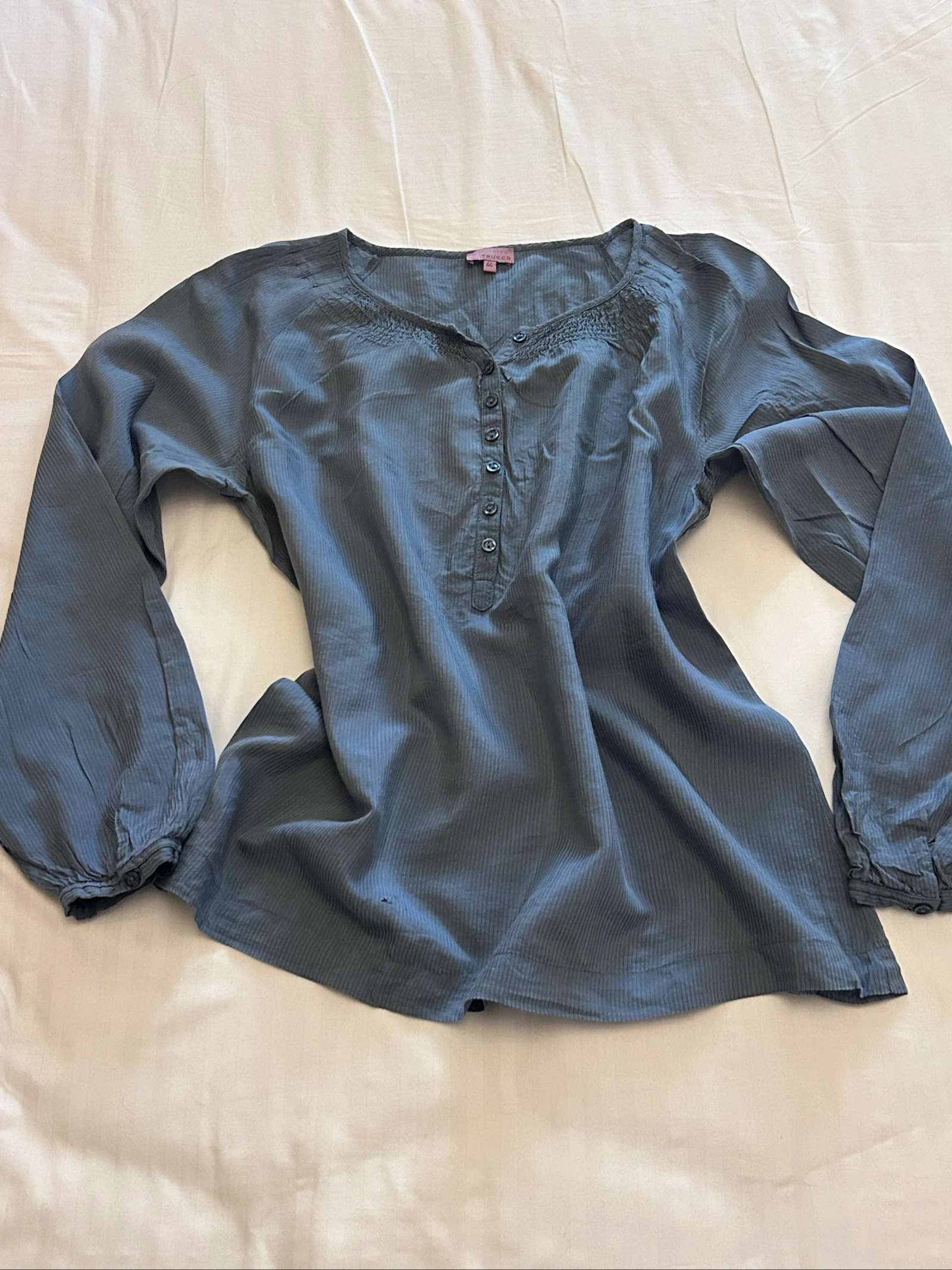 Blusa manga larga de Trucco rayitas pequeñas tonos azules talla 44